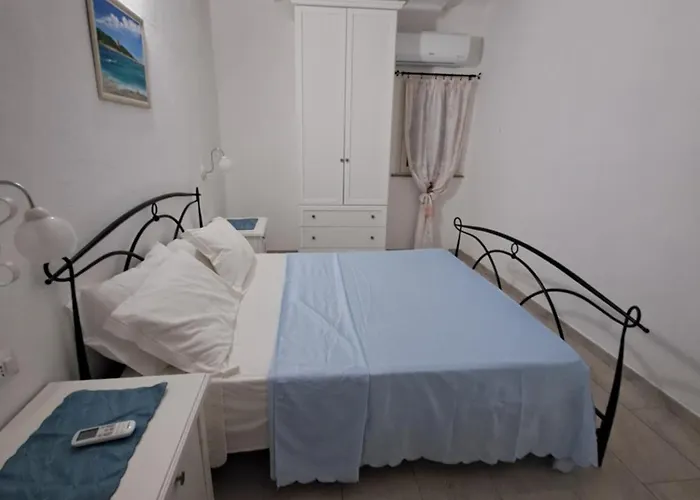 Affittacamere Li Salcuneddi *