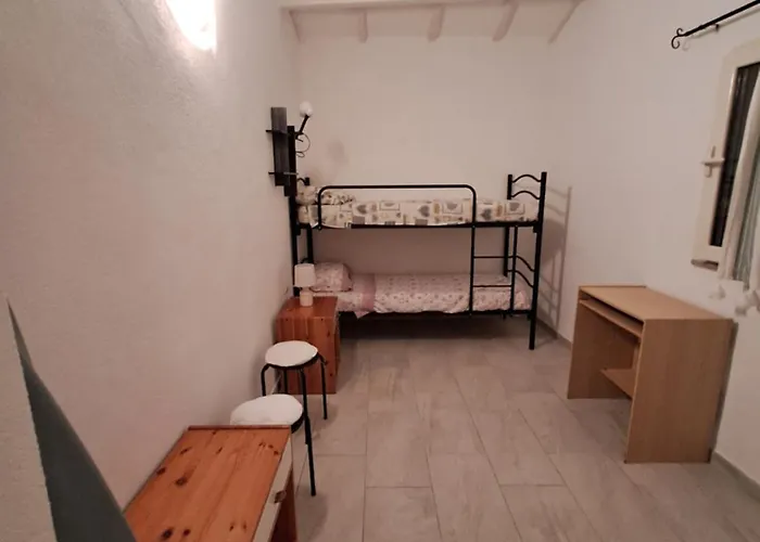 Li Salcuneddi Affittacamere *